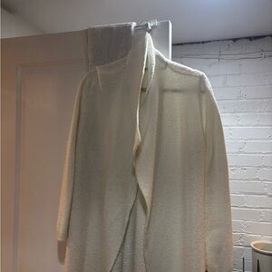 BB Dakota Women's Cream Cardigan